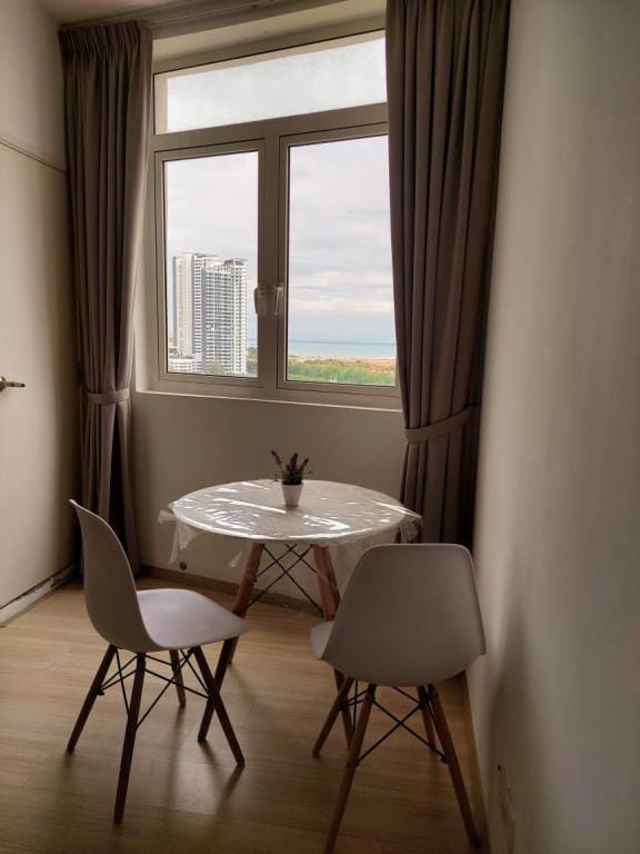 118 Island Plaza Suite  Seaview by Joal Apartment in Tanjung Bungah