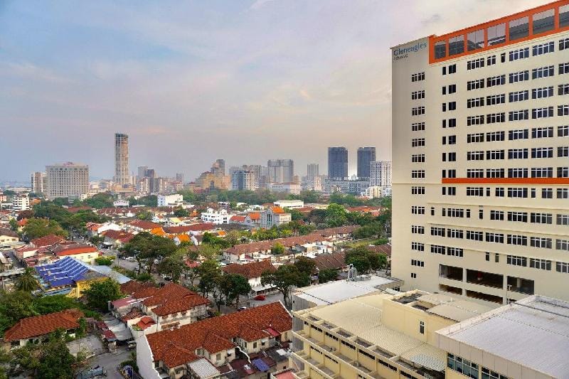 Friendmily Cozy Studio #5Pax #Balcony #GurneyDrive Apartment in George Town