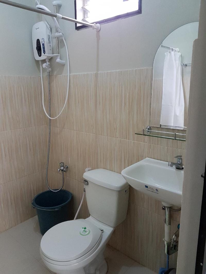 Spacious two Bedroom Fully Furnished unit Apartment in Puerto Princesa