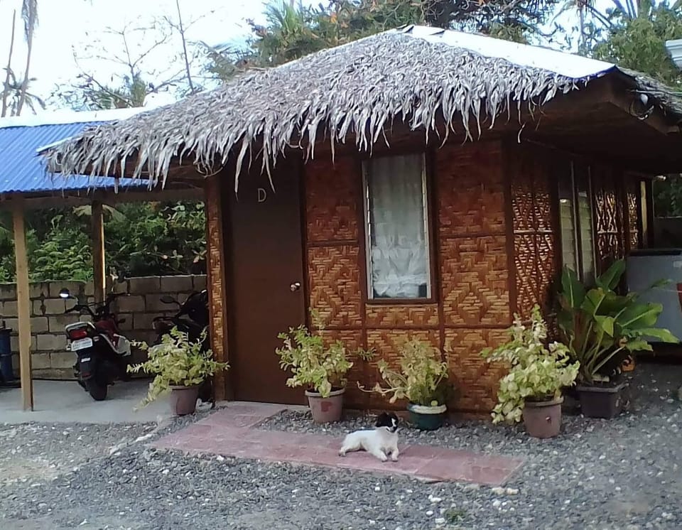 Sunny Shores Pink Room Vacation rental in Panglao