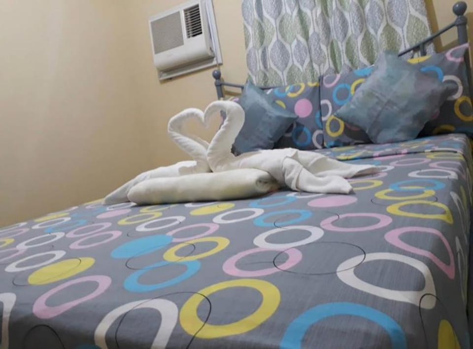 Hillview Apartment - Free Pool Access  & Wifi  Vacation rental in Tagbilaran City