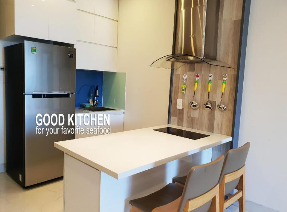 RubyLand Apartments - My Khe Beach Apartment in Da Nang