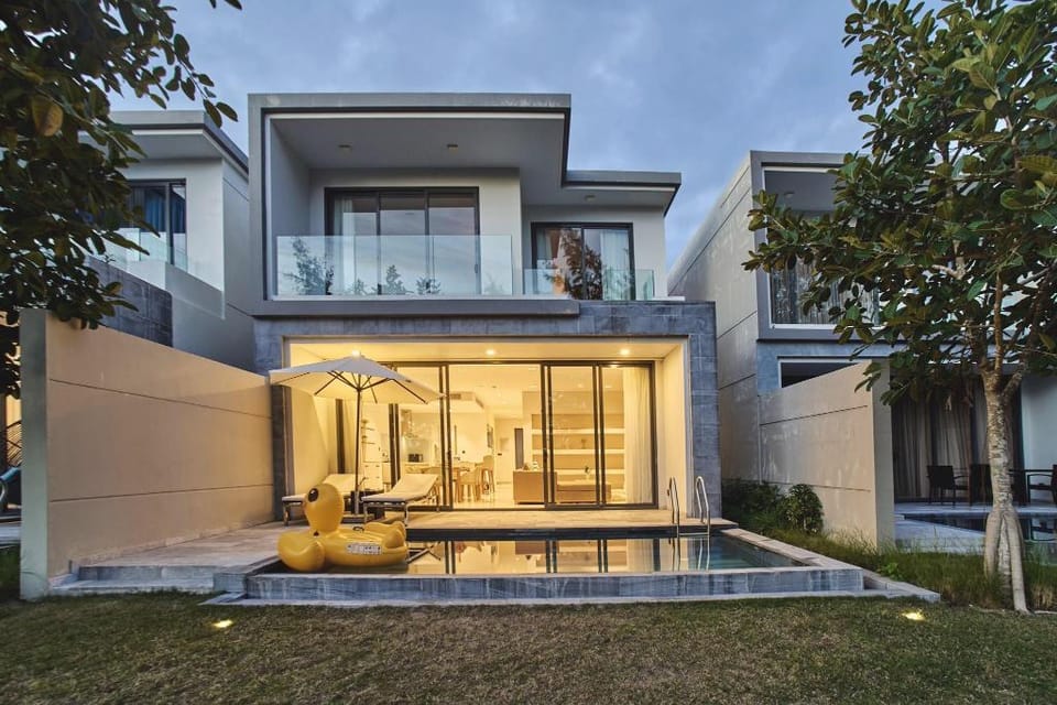 Modern  Golf view 3 bedroom Point Villa Villa in Hoa Hai
