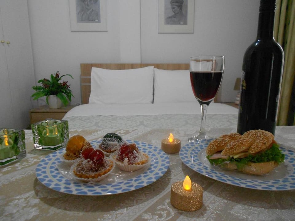 Beautiful Apartment with fountain in city center! Apartment in Athens
