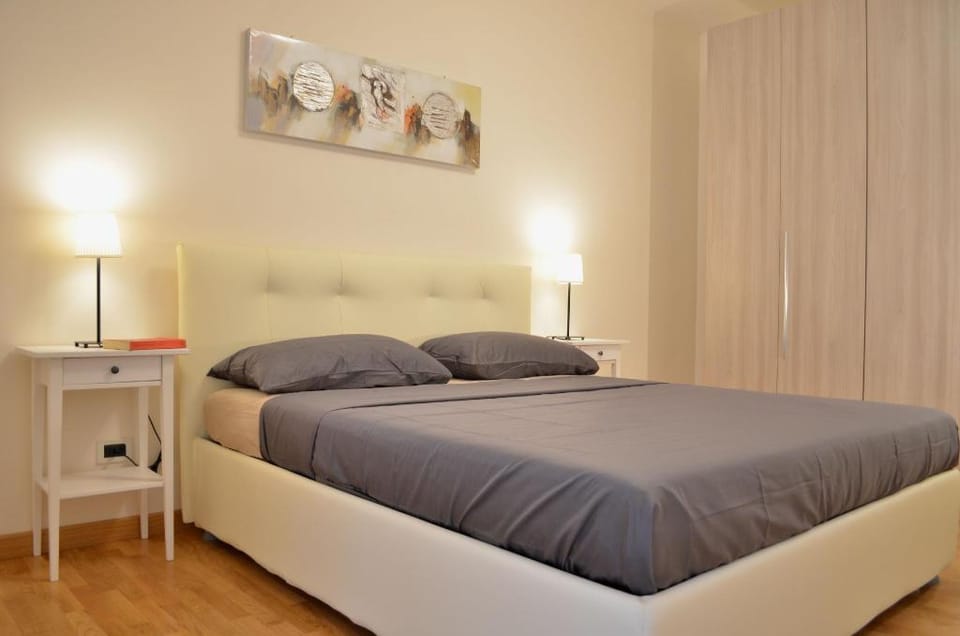 Perfect location for Trastevere and Saint Peter's Apartment in Rome