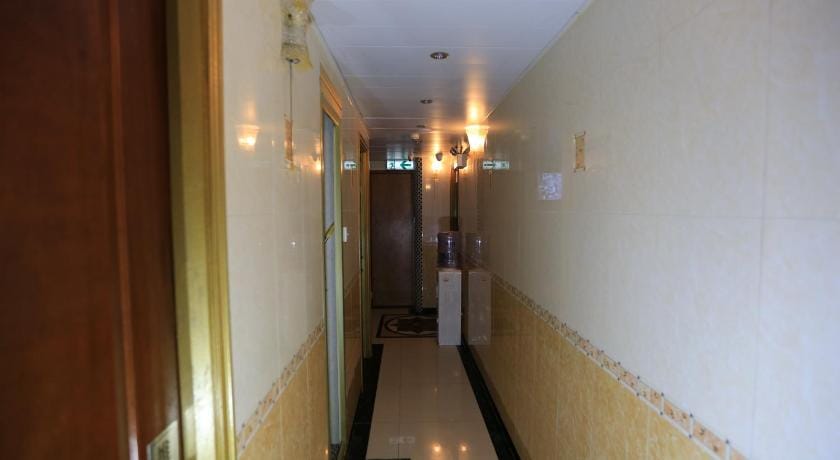 Everest Hostel Block E Hotel in Hong Kong