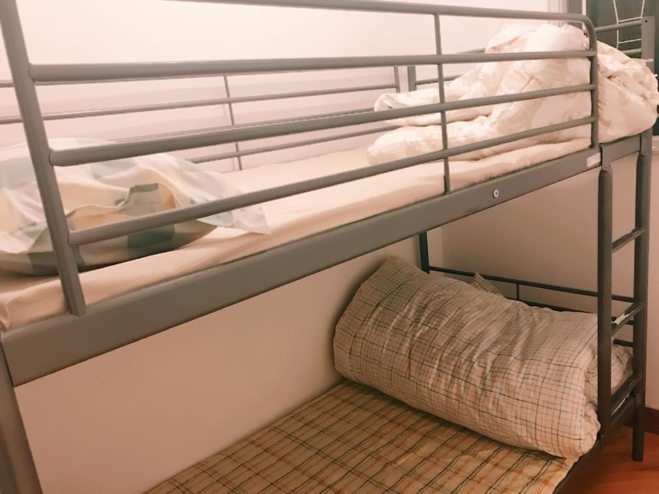 Mong Kok CBD, 3 Rooms 1-8 ppls 2mins to MTR exit Apartment in Hong Kong