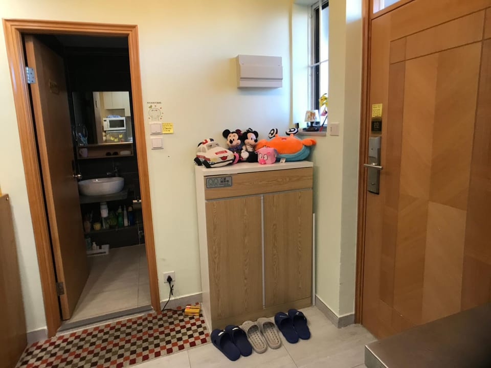 Hong Kong, Warm Apartment 3 rooms 2 wc 1-7 ppls Apartment in Hong Kong