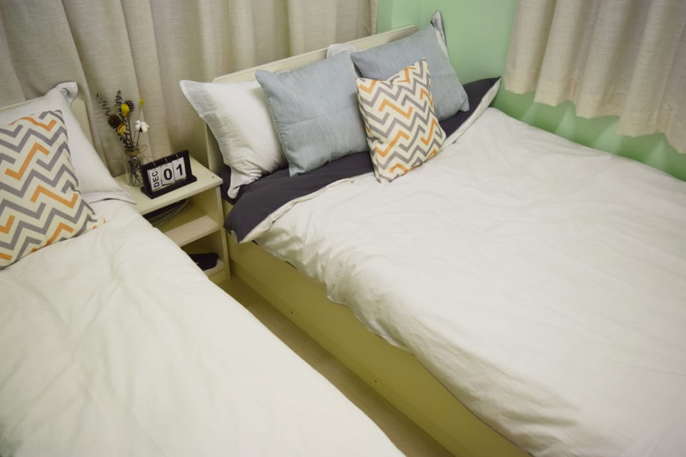 HKLF44-A Mongkok  Cozy  Near Metro, Elevator, AC Apartment in Hong Kong
