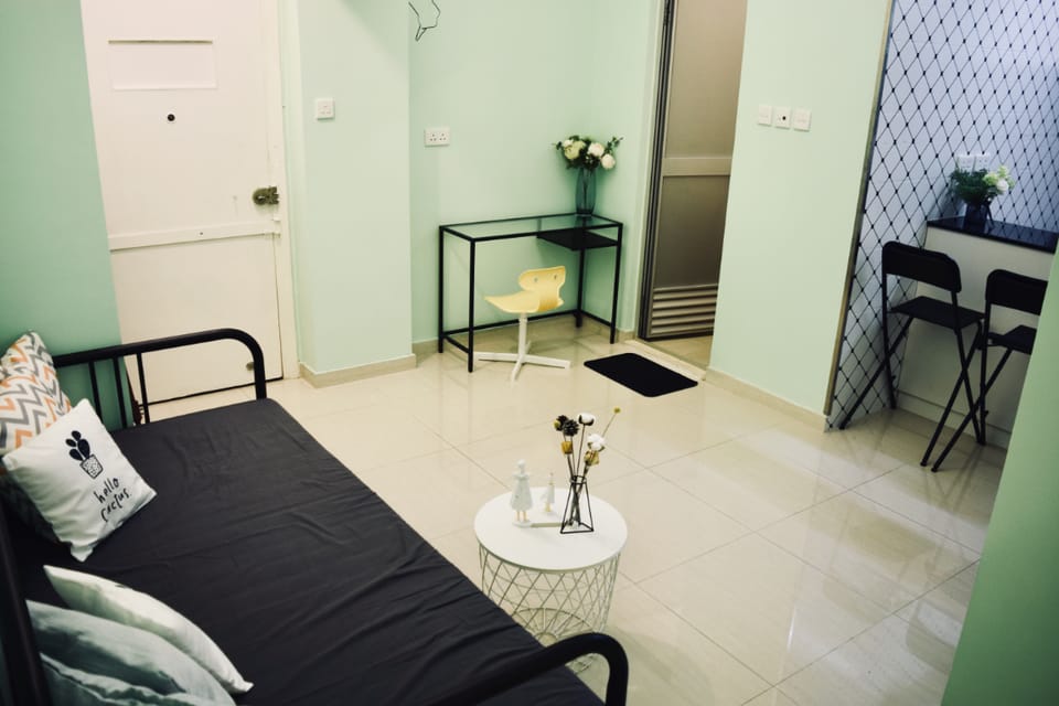 HKLF44-A Mongkok  Cozy  Near Metro, Elevator, AC Apartment in Hong Kong