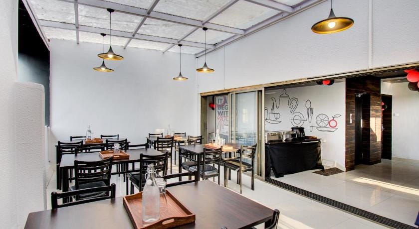 Collection O Rajdhani Hotel Hotel in Pune