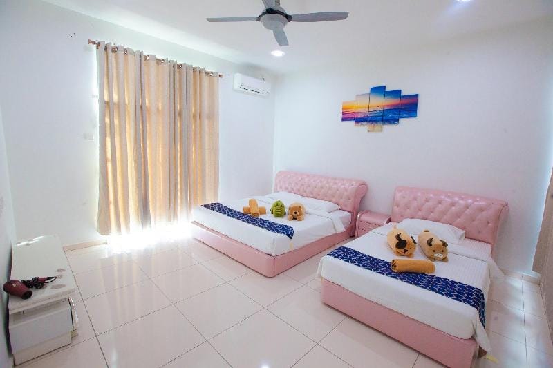 THE ONLY SEA VIEW IN TOWN Vacation rental in Kedah