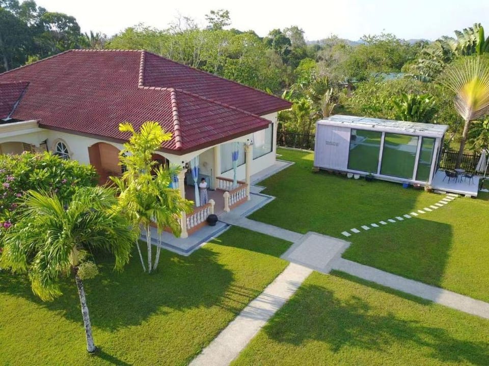 My Excel Garden Deluxe Villa with Orchard and Pool Villa in Kedah