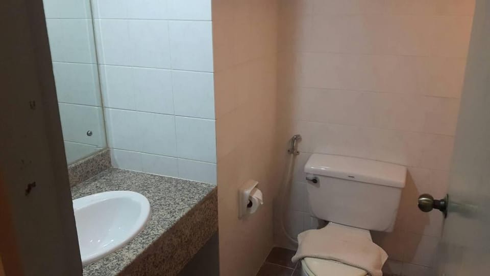 Juladis mansion1 ,2nd floor Apartment in Laos