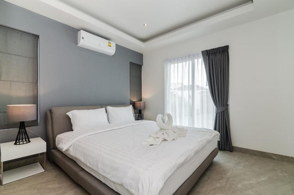Stunning Spacious Private Pool Villa - Hua Hin Villa in Hua Hin District
