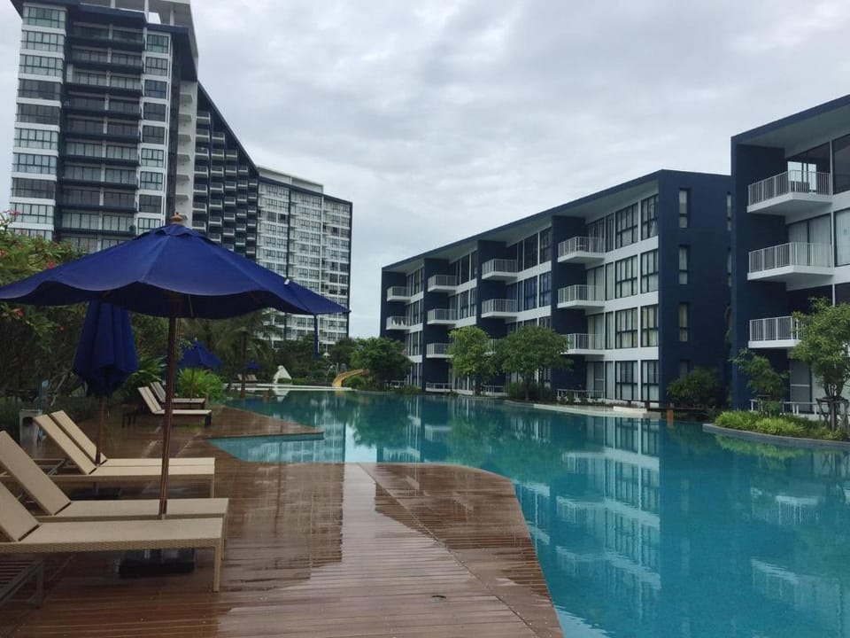 Baan Thew Talay Blue Sapphire 11 floor by Ichi&AI Apartment in Thailand