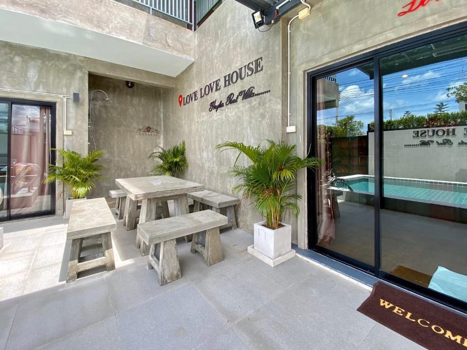 Love Love Hua Hin Pool Villa Villa in Hua Hin District