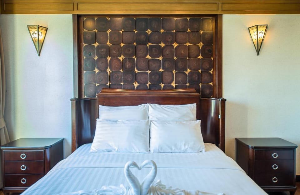Marrakesh Huahin  4bedrooms suite with Jacuzzi 208 Apartment in Nong Kae