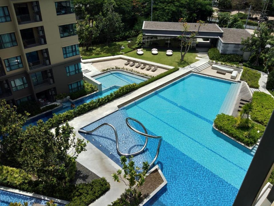 Rain Condo Sea View Apartment in Thailand