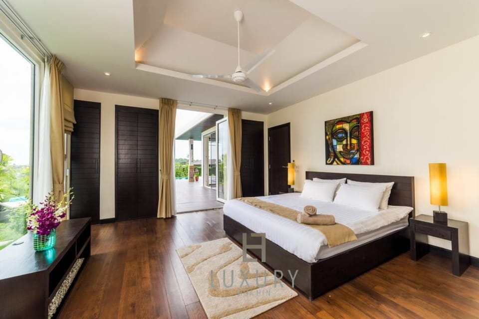 Five Bedroom Amazing Pool Villa In Resort (TS1) Villa in Nong Kae