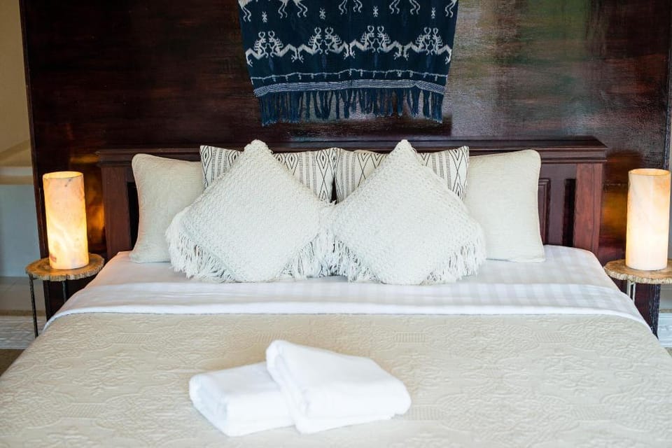 Teak Hill Pool Villa - Rosewood Villa in Koh Chang Tai