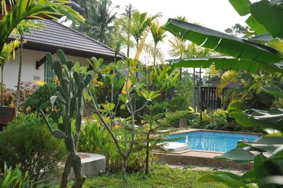 Baan Chao Koh Cottages H1, pool and garden Villa in Sala Dan