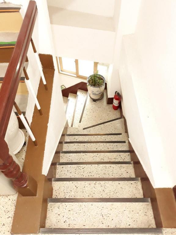 Work Life Balance GUEST HOUSE WholeSpace 5-8guest Vacation rental in Busan