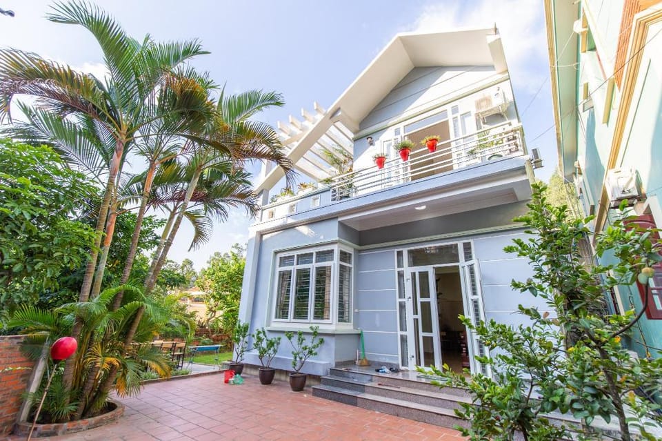 The Kay Homestay Ha Long Villa in Laos