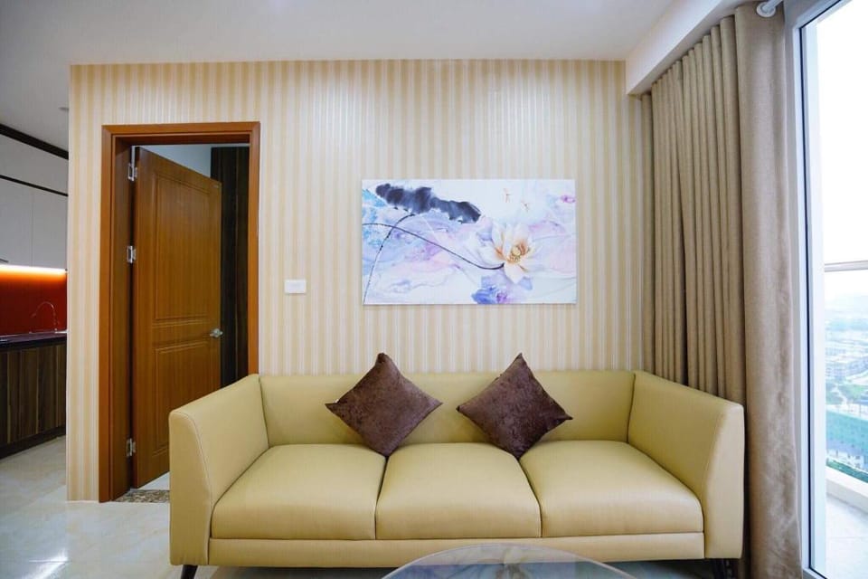 Hometel Newlife Ha Long 2 Apartment in Laos
