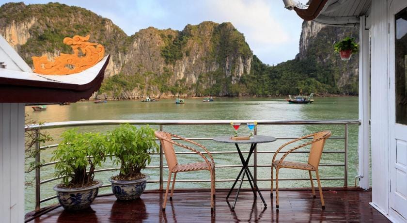 Cozy Bay Classic Cruise Docked boat in Laos