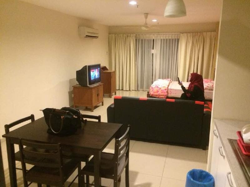 THAMZ Room @ Marina Island , Teluk Batik , Manjung Apartment in Perak