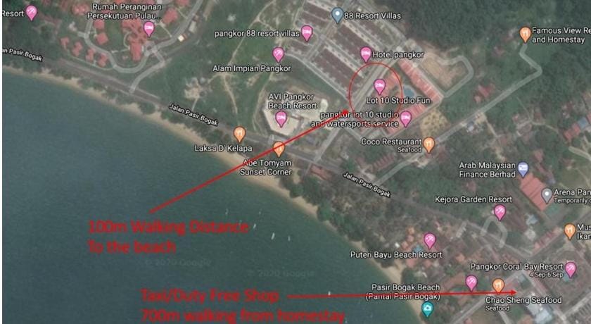 Double Story Villa Walking Distance to Beach Villa in Perak