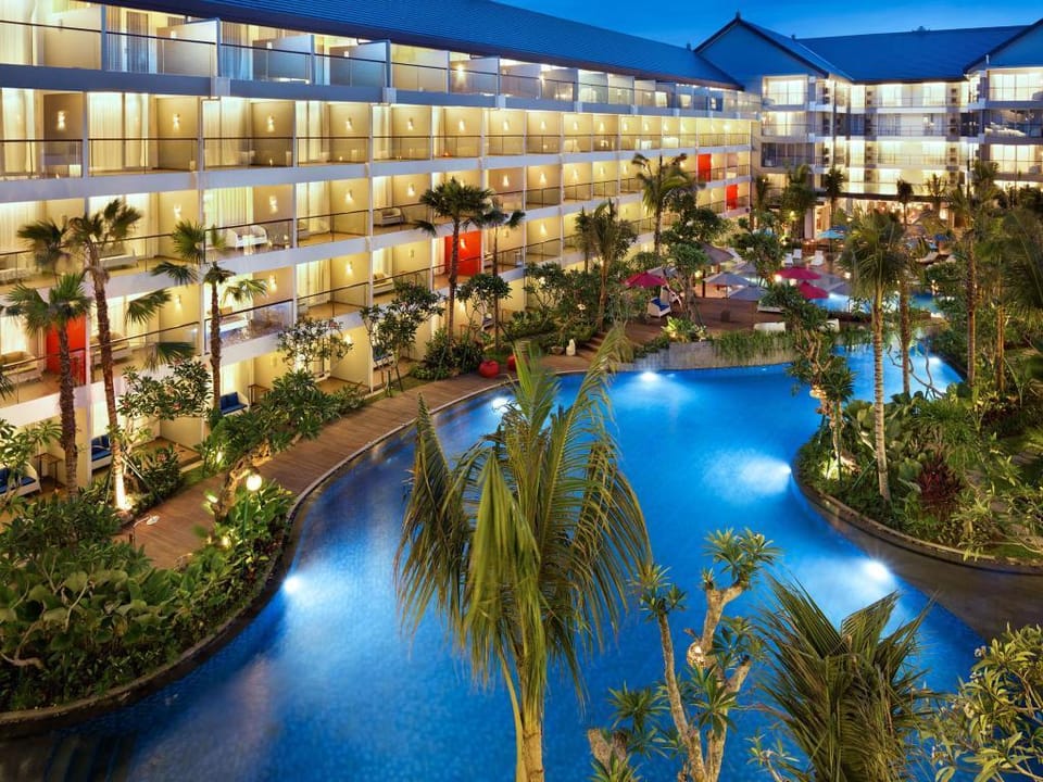 Pool View Studio Room 37m2 #4319 Apartment in Kuta