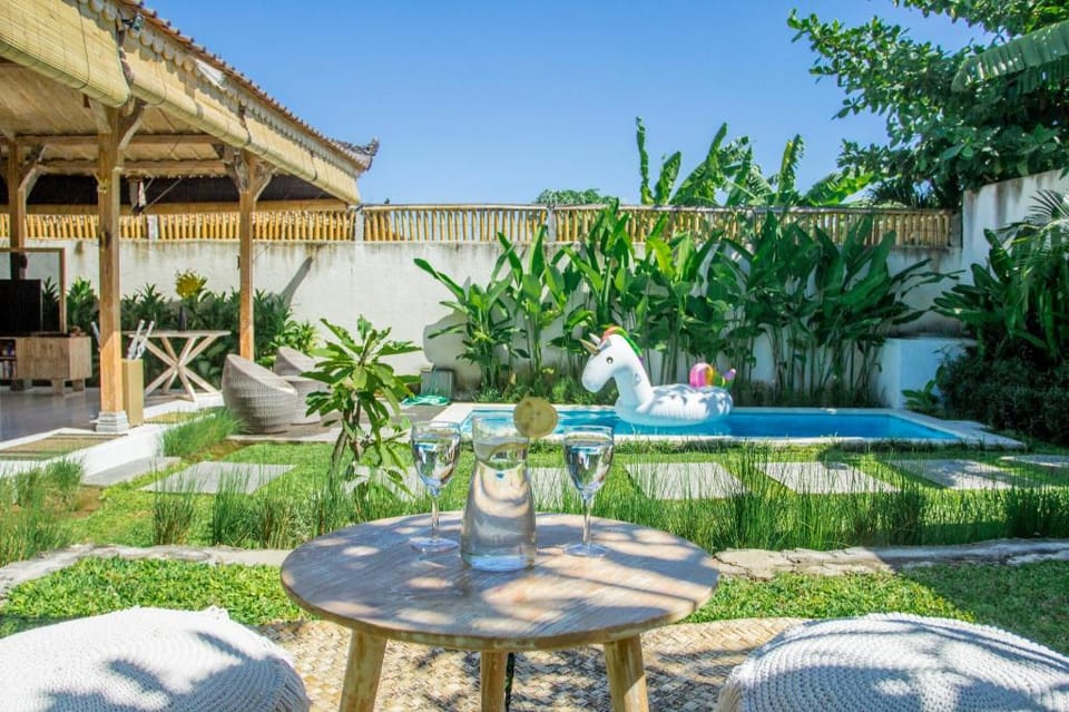 Exotic tropical Getaway Villa Orked 1 Villa in North Kuta