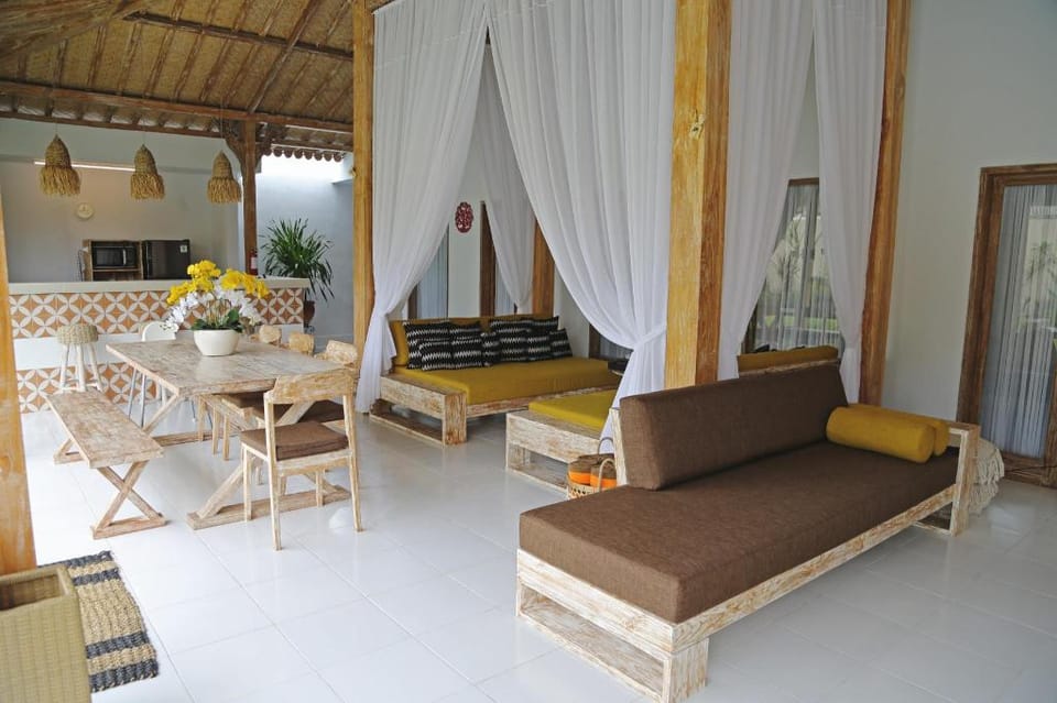 Exotic tropical Getaway Villa Orked 1 Villa in North Kuta