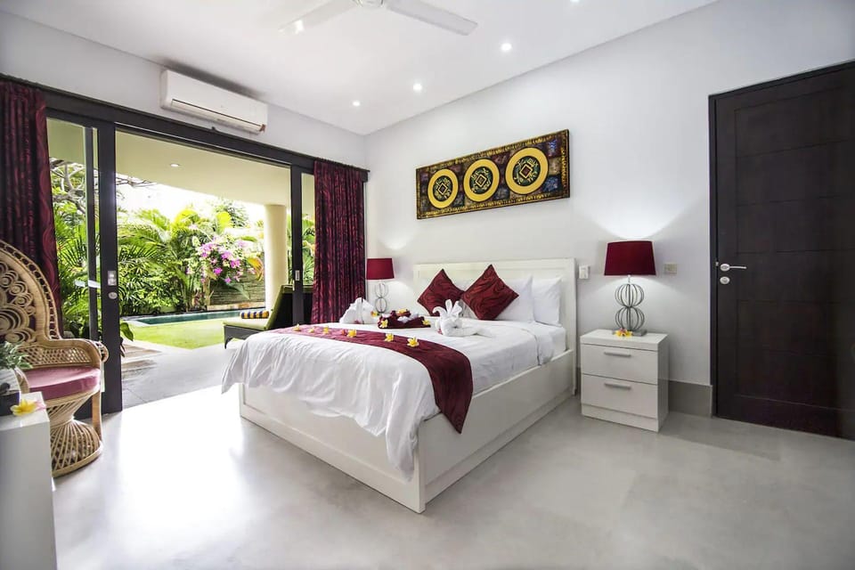 Villa D'Crib  Villa in Kuta