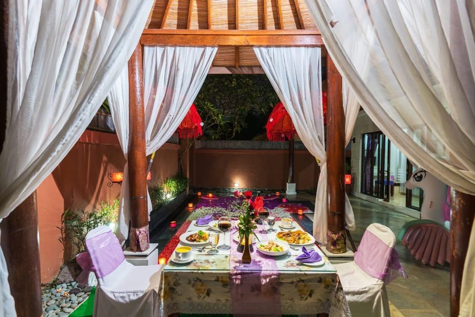 Romantic Villa In Kuta Central Villa in Kuta