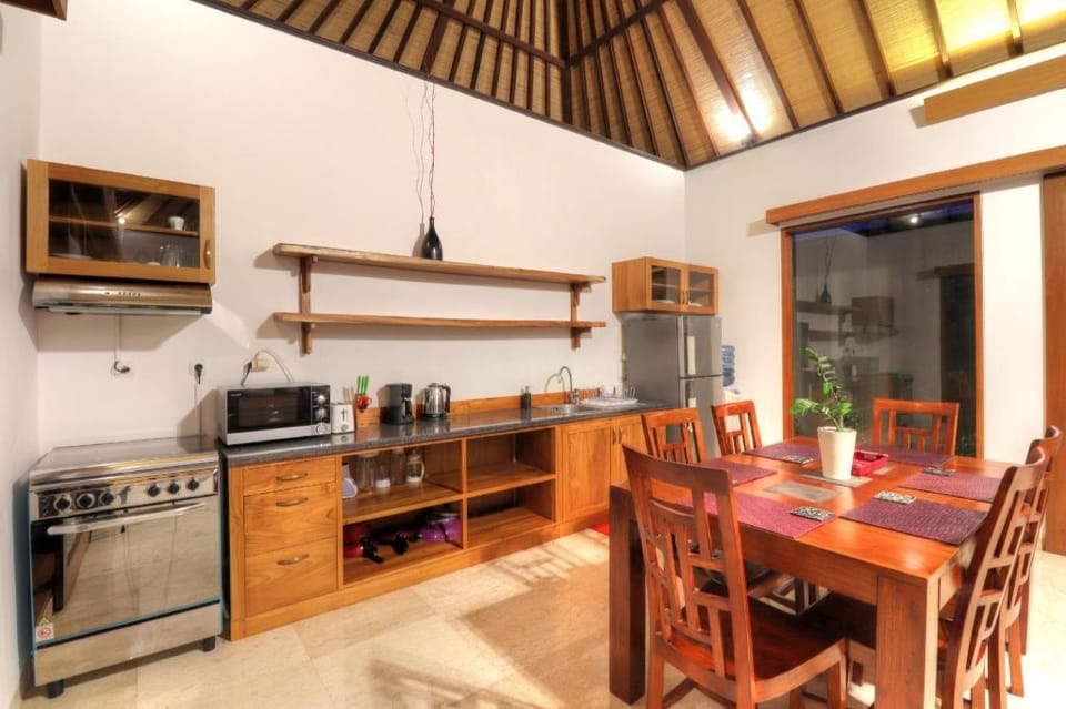 Nice view private villa Aprikot 2BR 75% OFF Villa in Abiansemal