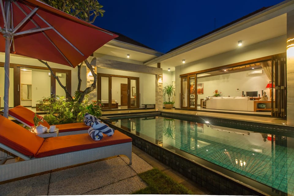 Spacious 3 Bedroom Villa featuring a Private Pool Villa in Kuta