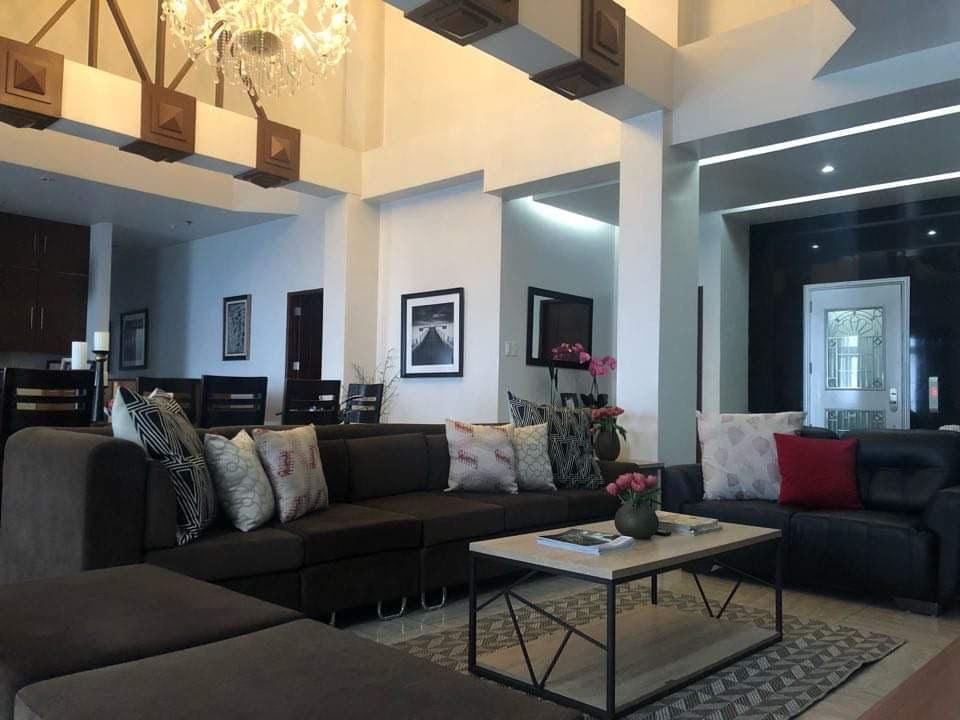 Les Sarfenelle Penthouse Apartment in Baguio