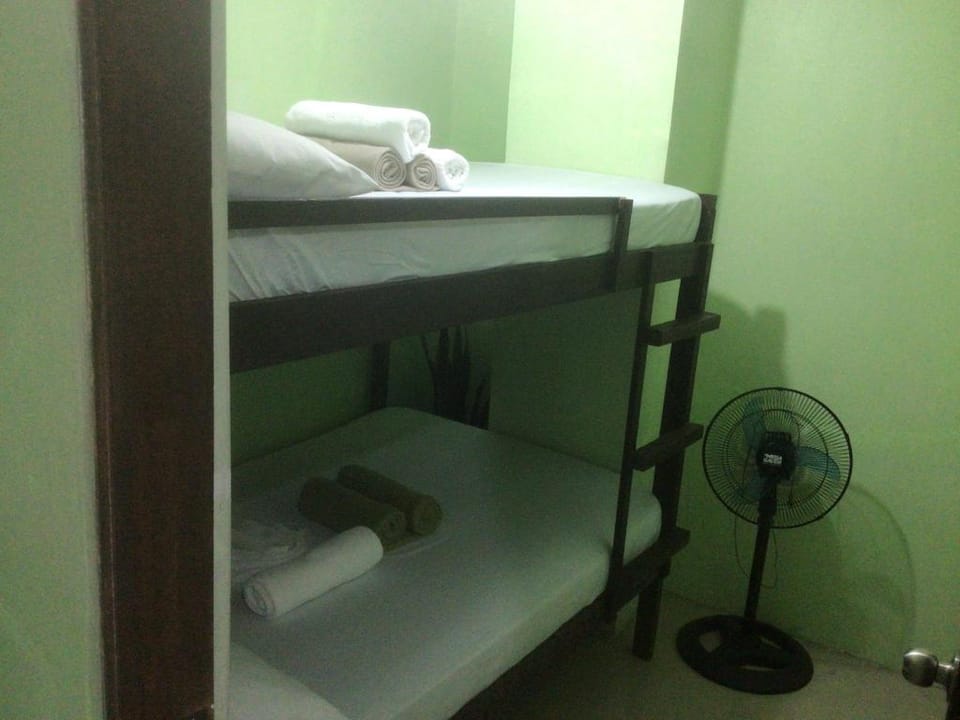 Elrikh & Hayden Transient Inn Unit 1 Ground Floor Apartment in Baguio