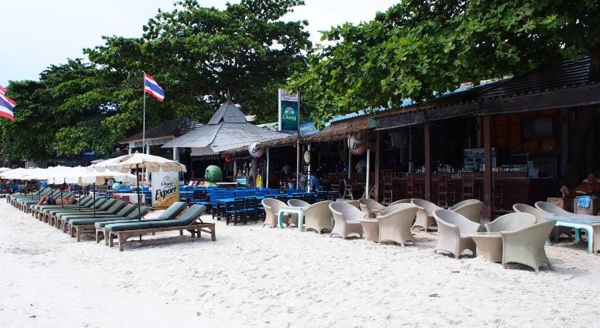 Samed Runa Village Hotel in Phe