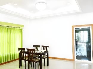 Baan-San-Suk Bed and Breakfast in Laos