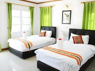 Baan-San-Suk Bed and Breakfast in Laos