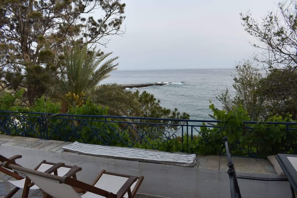 "Blue & sea" ideal holiday home. Apartment in Lasithi