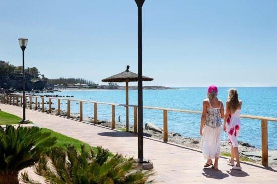 MODERNO APARTAMENTO CON VISTAS AL MAR Apartment in Comarca Sur