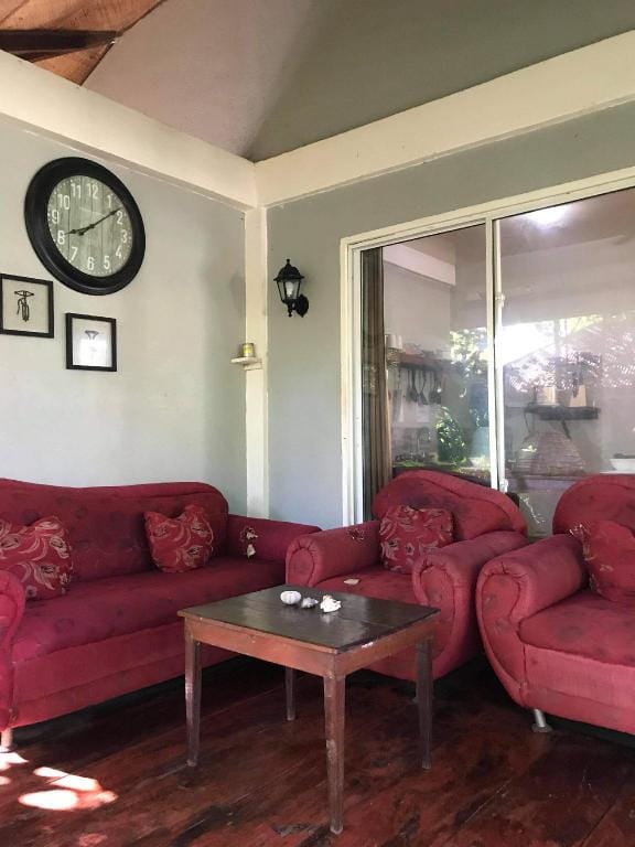 One Bedroom Villa,  By SiargaoResidency Villa in General Luna