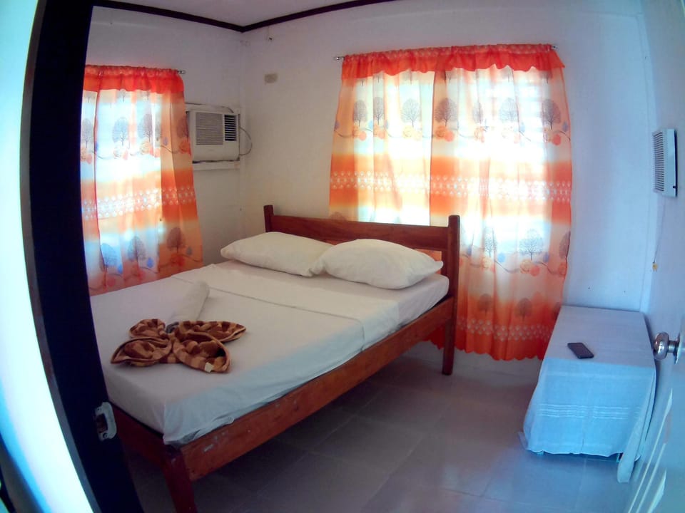 Spacious|3Bedroom|600mbps|5mins.walk to the beach Vacation rental in General Luna
