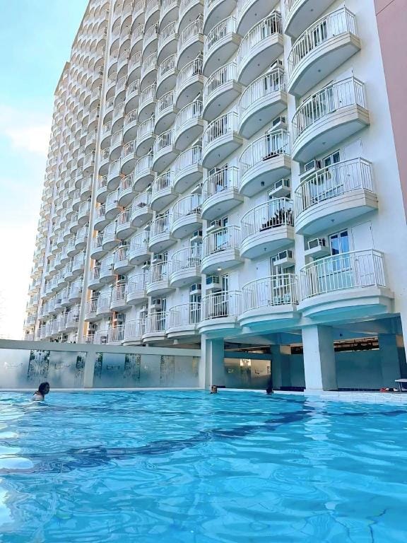 Light & Chic - Mi Casa Tagaytay  Apartment in Tagaytay