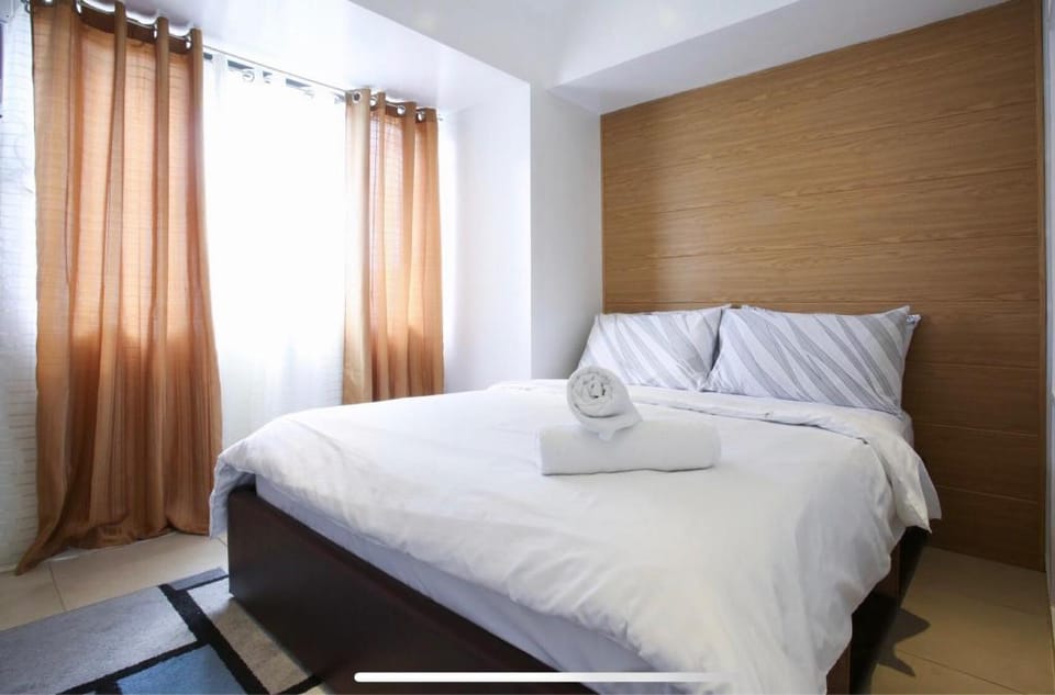 The Doctor Staycation at Ayala Serin West Tagaytay Apartment in Tagaytay